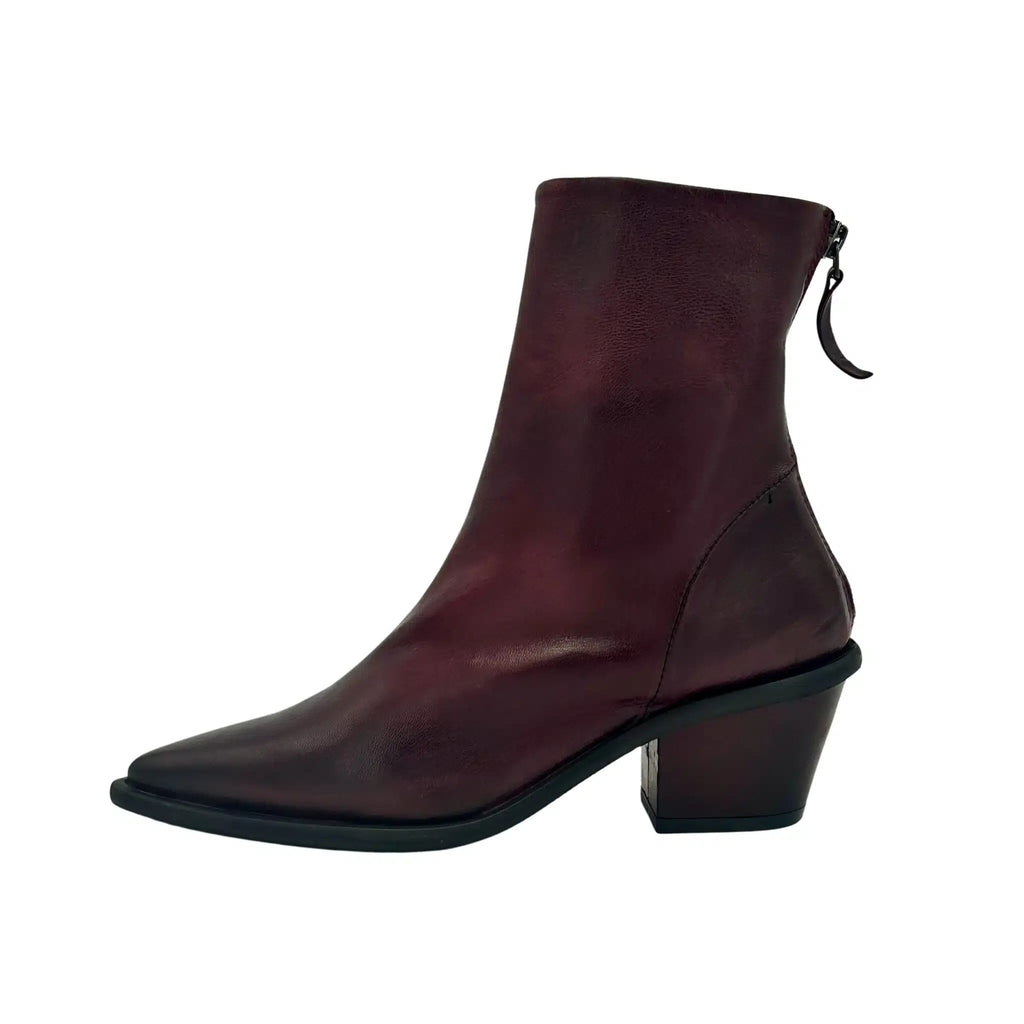 Stivaletto a punta in pelle bordeaux
