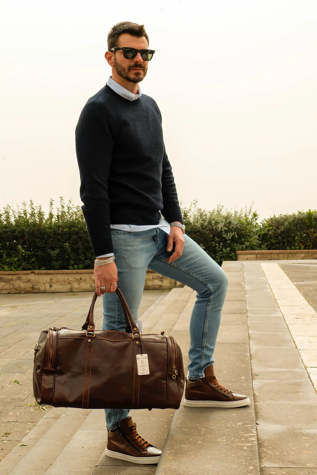 Sneakers artigianale alta in pelle marrone