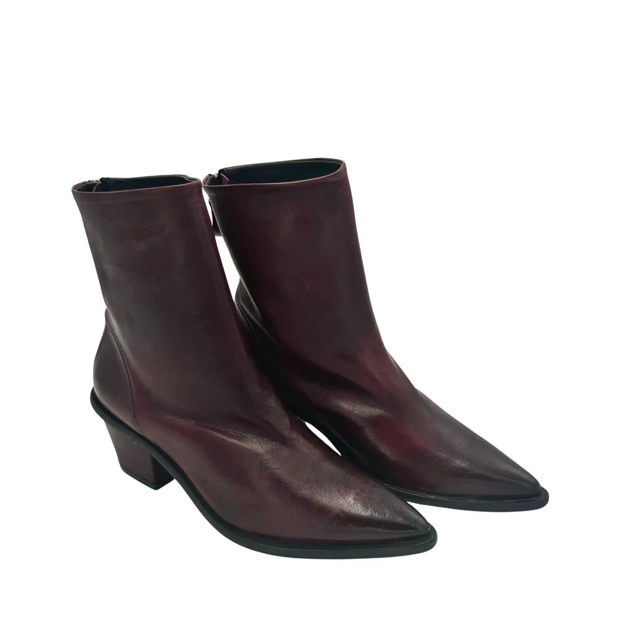 Stivaletto a punta in pelle bordeaux